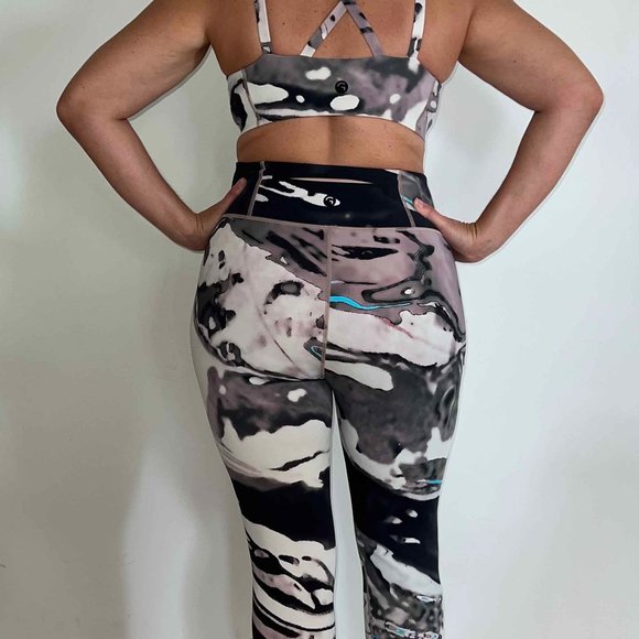 Gentrue Do bra and Do legging sold together - Picture 9 of 11